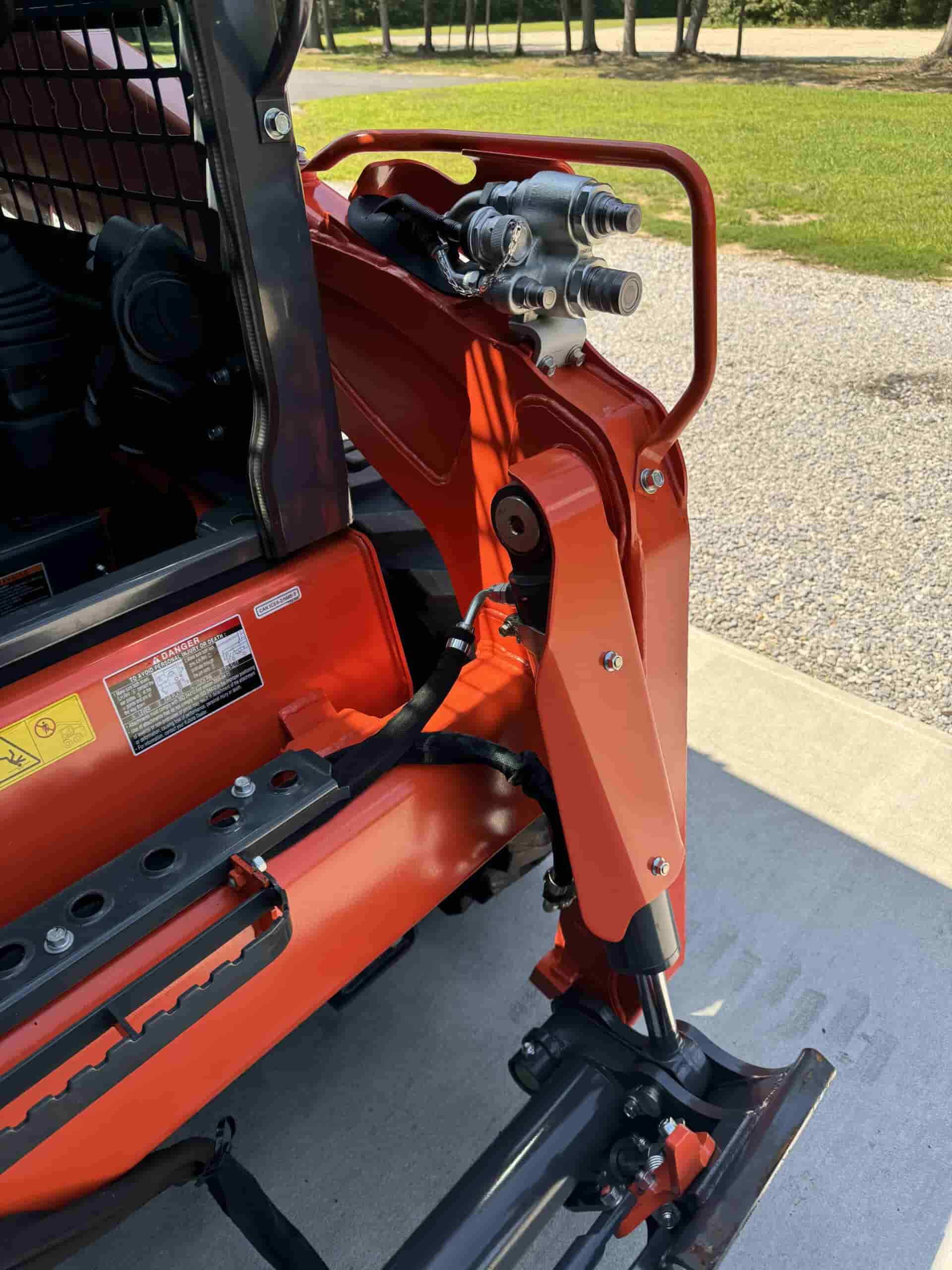 2024 KUBOTA SSV75 HIGH FLOW
